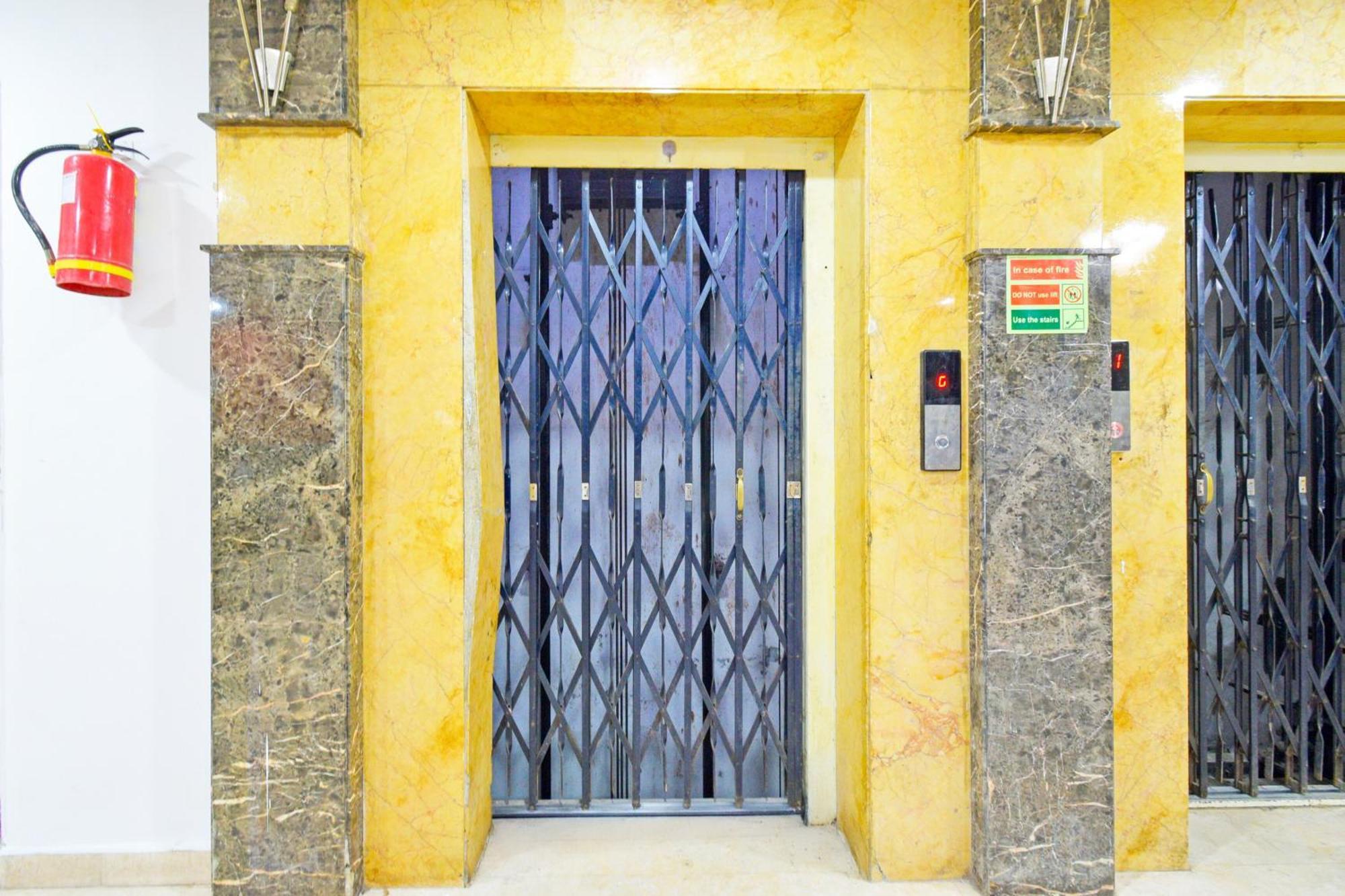 Super Townhouse Ameerpet Balkampet Road Hyderabad Esterno foto