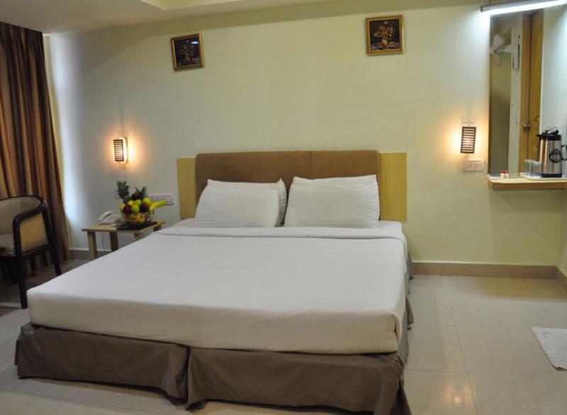 Super Townhouse Ameerpet Balkampet Road Hyderabad Esterno foto